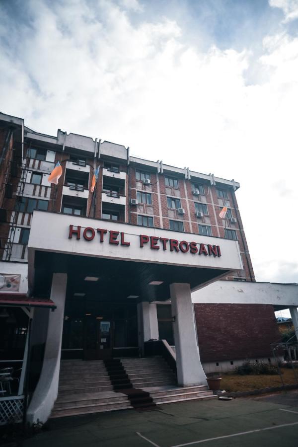 Petrosani Camere De Inchiriat - Hotel Petroshani Srl Luaran gambar